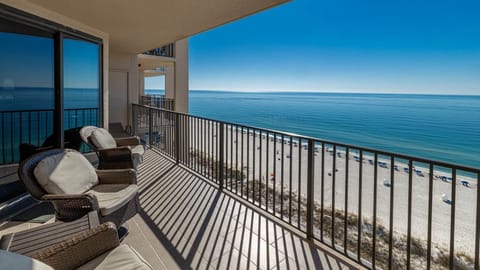 Condo, 3 Bedrooms | Terrace/patio