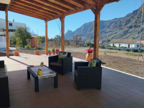 House | Terrace/patio