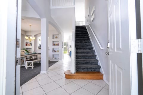 House | 6 bedrooms