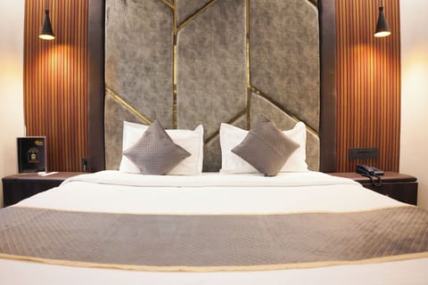 Deluxe Double Room | Minibar, free WiFi