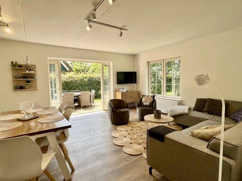 House | Living room