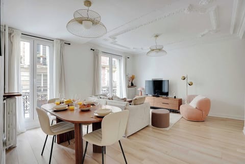 Apartment | Living area