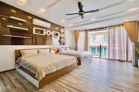 Family Double Room, 2 Bedrooms, Balcony, City View | Down comforters, free WiFi, bed sheets