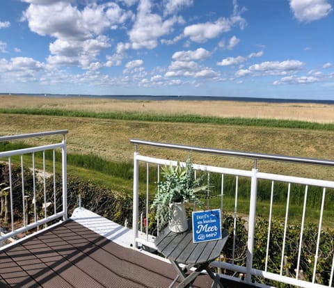 House, 2 Bedrooms, Smoking, Patio | Balcony