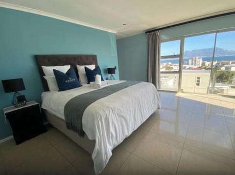 Family Suite, Balcony, Sea View | In-room safe, desk, soundproofing, free WiFi