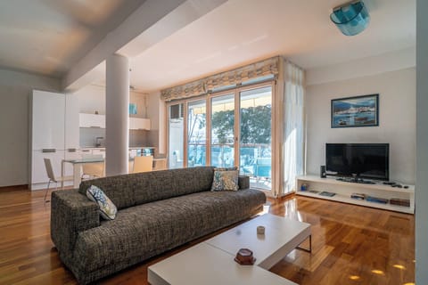 Apartment, Balcony, Sea View | 2 bedrooms, iron/ironing board, free WiFi