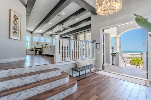 House, Multiple Beds (Island Grande) | Interior