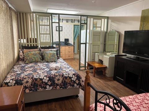 House, Garden View | 1 bedroom, iron/ironing board (on request), WiFi (free)
