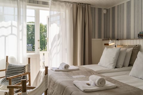 Deluxe Double Room | Free WiFi, bed sheets