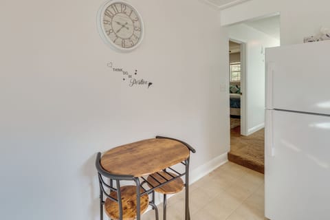 Apartment (1 Bedroom) | Interior