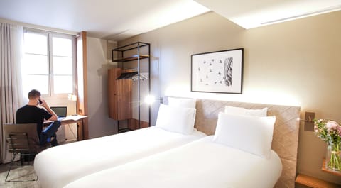 Classic Double Room, 1 Double Bed | Free minibar, in-room safe, desk, blackout drapes