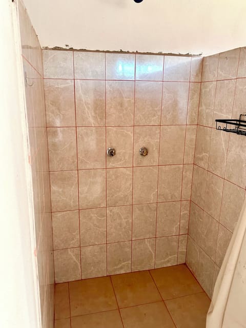 Economy Tent | Bathroom | Shower, towels, soap, shampoo