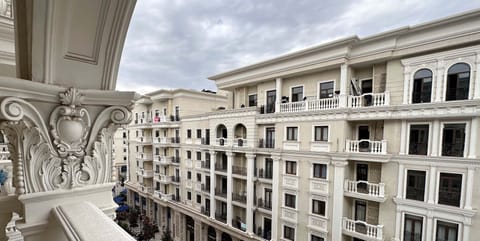 Luxury Apartment, Courtyard View | Balcony view