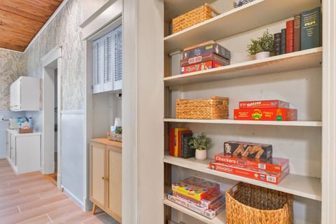 House (4 Bedrooms) | Property amenity