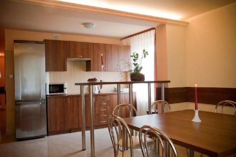 Shared fridge, microwave