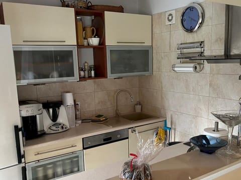 House | Private kitchen | Highchair