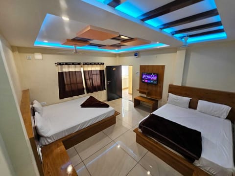 Deluxe Quadruple Room | WiFi (free)