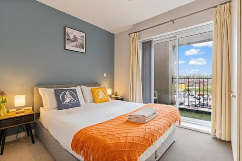 Apartment | 2 bedrooms, iron/ironing board, free WiFi, bed sheets
