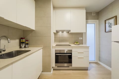 Family Apartment, Non Smoking, Tower | Private kitchen | Full-size fridge, microwave, oven, stovetop