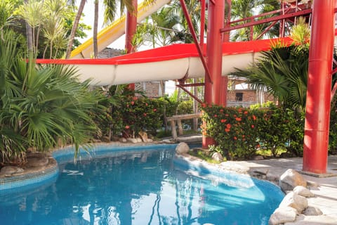5 outdoor pools