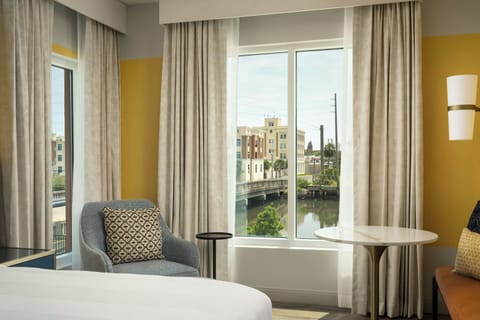 In-room safe, laptop workspace, blackout drapes, free WiFi