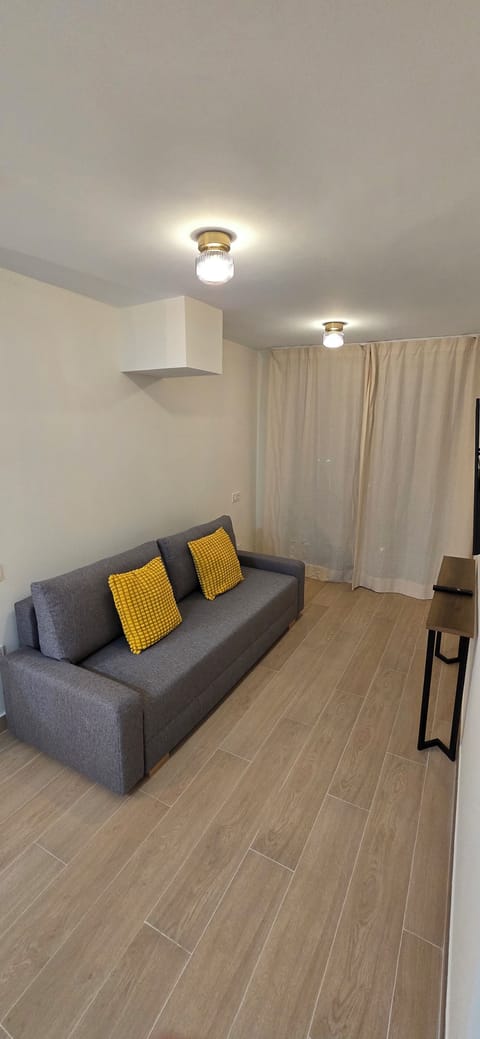 Superior Suite, Balcony, City View | Down comforters, minibar, blackout drapes, soundproofing