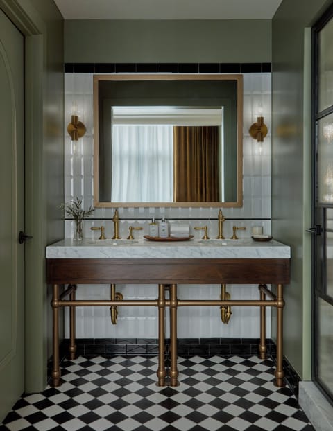 Shower, free toiletries, hair dryer, bathrobes