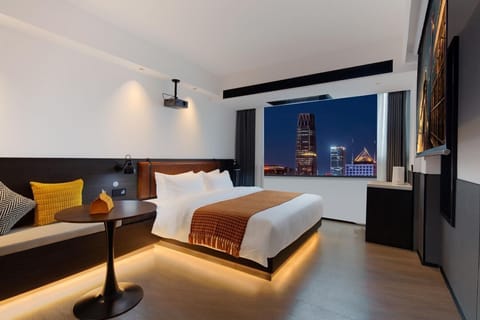 Luxury Double Room | Down comforters, laptop workspace, blackout drapes, soundproofing