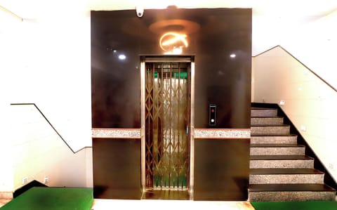Elevator