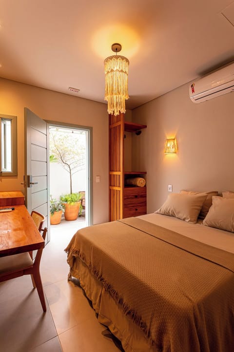 Classic Twin Room | Desk, free WiFi