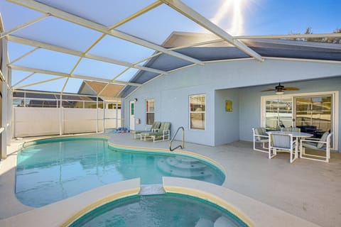 House (4 Bedrooms) | Front of property