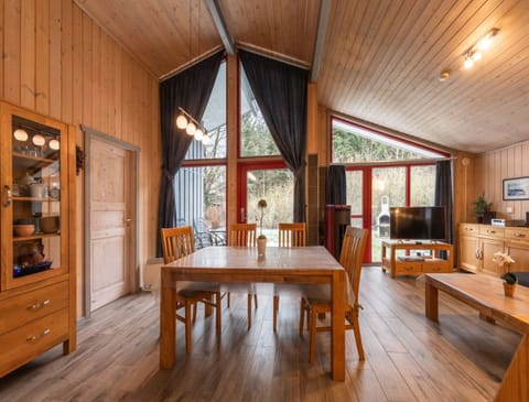 House | Dining