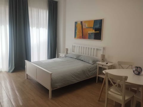 Apartment, 2 Bedrooms, Non Smoking, Balcony | 2 bedrooms, hypo-allergenic bedding, free cribs/infant beds, free WiFi