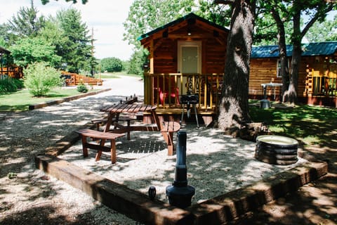 Studio | Outdoor dining
