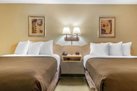 Room, 2 Queen Beds, Mobility Accessible, Non Smoking | Desk, laptop workspace, free WiFi