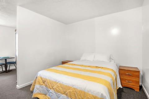 Single Room, Non Smoking | Desk, laptop workspace, free WiFi