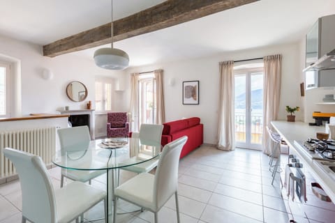 Apartment (1 Bedroom) | Living area