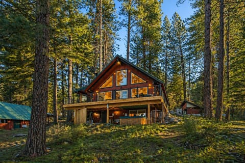 Cabin, 3 Bedrooms | Exterior