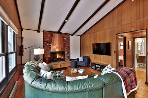 House, 3 Bedrooms | Living area