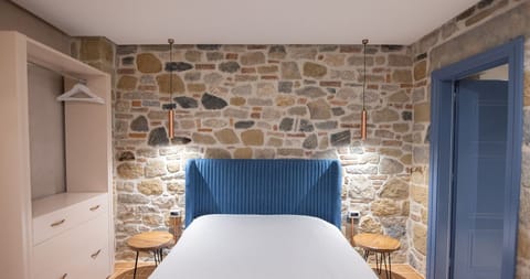 Family Triple Room, Non Smoking, Courtyard View | Courtyard view