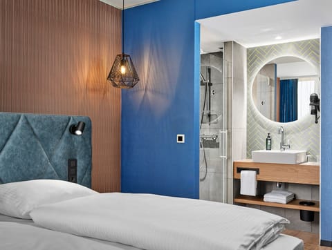 Comfort Double Room | Soundproofing, WiFi (free), bed sheets
