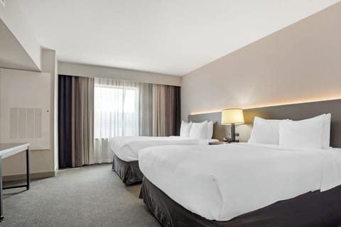 1 bedroom, down comforters, individually decorated