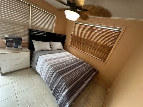 Room, 1 Bedroom | 1 bedroom
