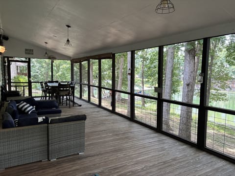 House, 4 Bedrooms | Interior