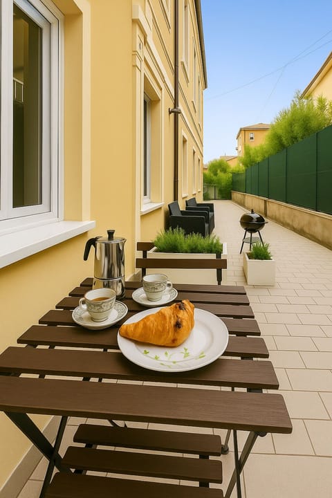 Comfort Apartment, Patio, Beach View | Terrace/patio