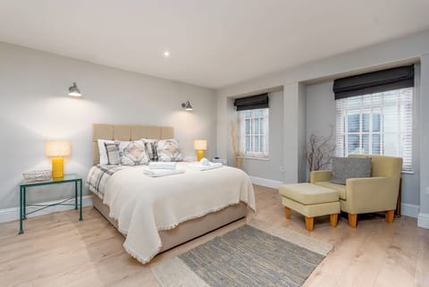 1 bedroom, iron/ironing board, free WiFi