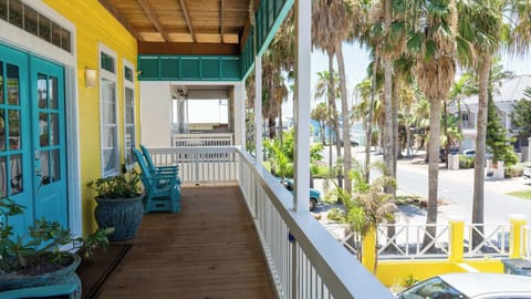 House, Multiple Beds, Pool Access, Garden View (121 Snapper by the Sea) | Property grounds