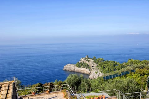 Villa, Smoking | 1 bedroom, soundproofing