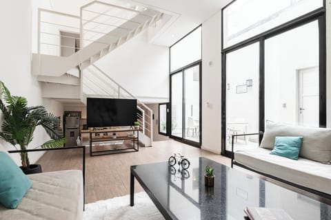 Townhome | Living area