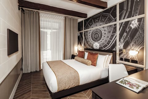Premium Room | Frette Italian sheets, premium bedding, pillowtop beds, minibar